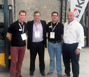 Rene Marschner Vice Presidente Regional de Ventas Jungheinrich, Roberto Shulzen Director de Kernium, Gabriel Martin Sanchez Gerente Comercial Latinoamerica Jungheinrich y Miguel Angel Garcia Gerente General de Kernium