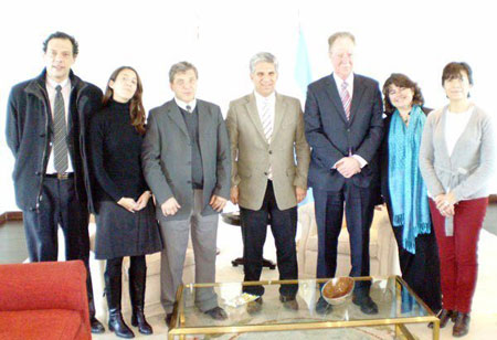 Rubén Moreno (CIDI), Agustina Rodriguez Saá (FISAL), Walter Padula (Ministro de Producción), Claudio Poggi (Gobernador), Bob Pearson (Presidente de Comité Científico del HVTT13), Alejandra Efron (Vice-Presidente para América Central y Sur, IFRTT, y Nexo Coordinador del HVTT13) y Graciela Corvalán (Presidenta del Comité Organizador del HVTT13)