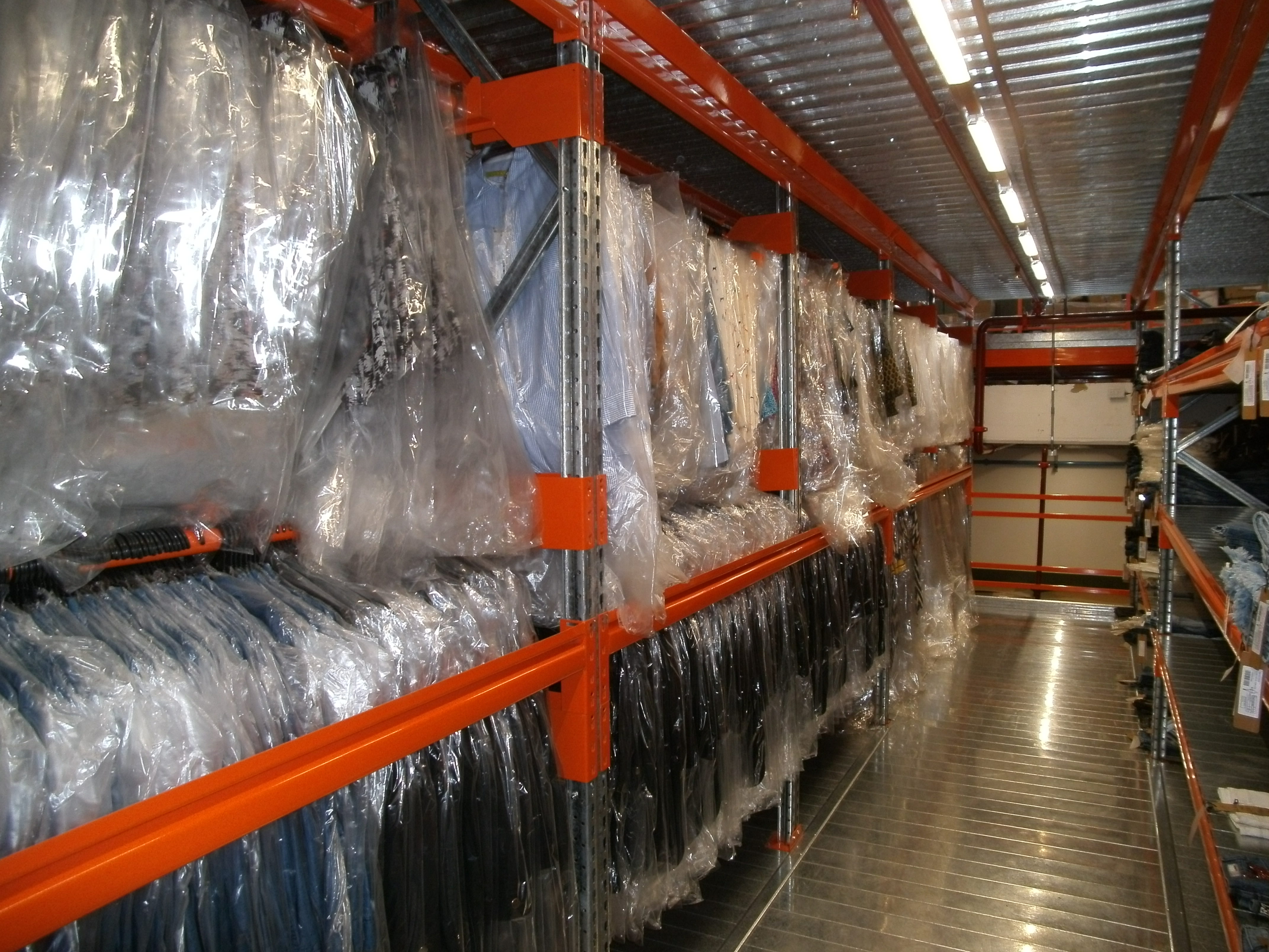 Rapsodia-Ropa colgada - Webpicking