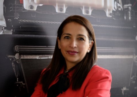 Luz-Elena-Jurado-volvo-trucks