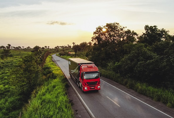 IVECO_Carga Solidaria