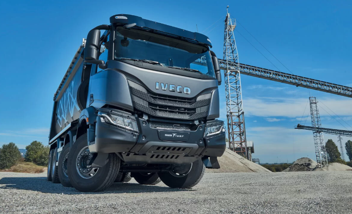 camion- Iveco T-Way.